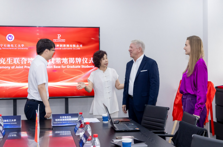 8274b6bd974471f86e2ffde289a2695f 尊龙官方网站 - (中国区)首页